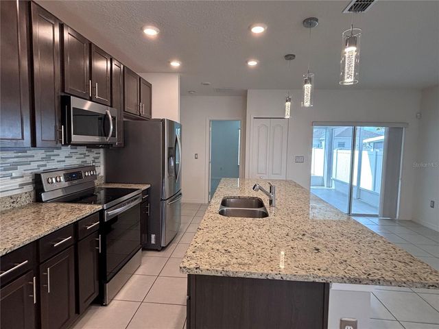 157 VILLAVISTA COURT, Davenport, FL 33896