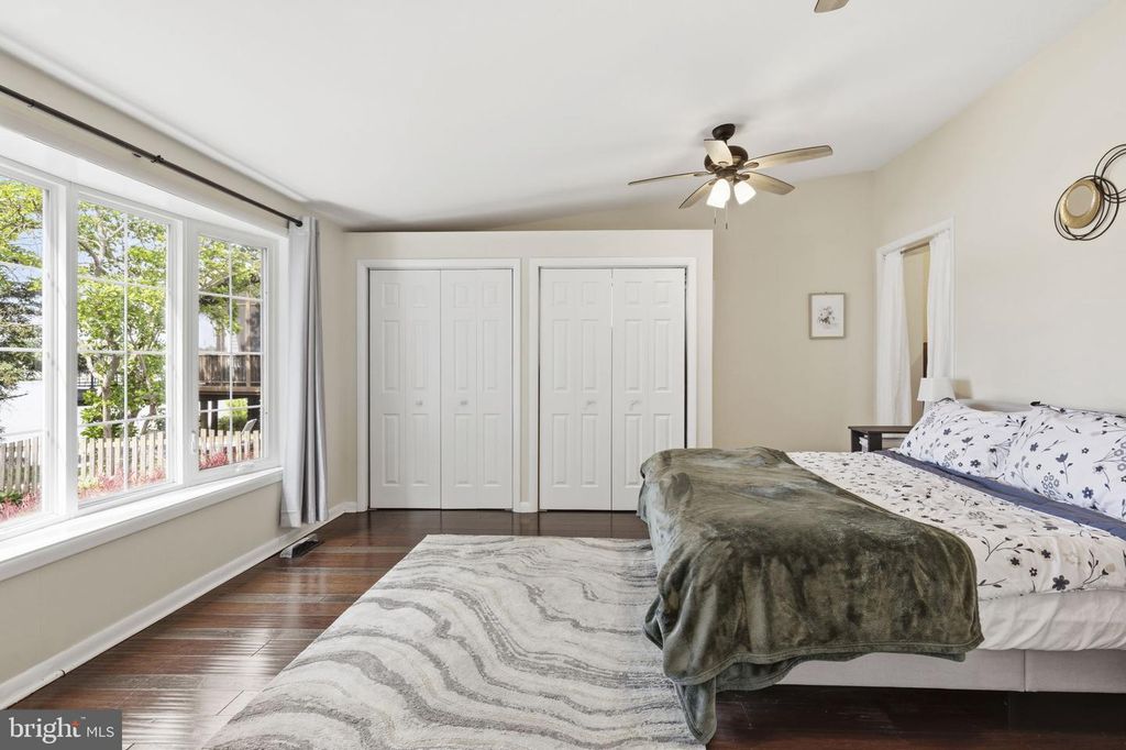 Image 21 of property listing at 5907 LORELEY BEACH RD, White Marsh, MD 21162