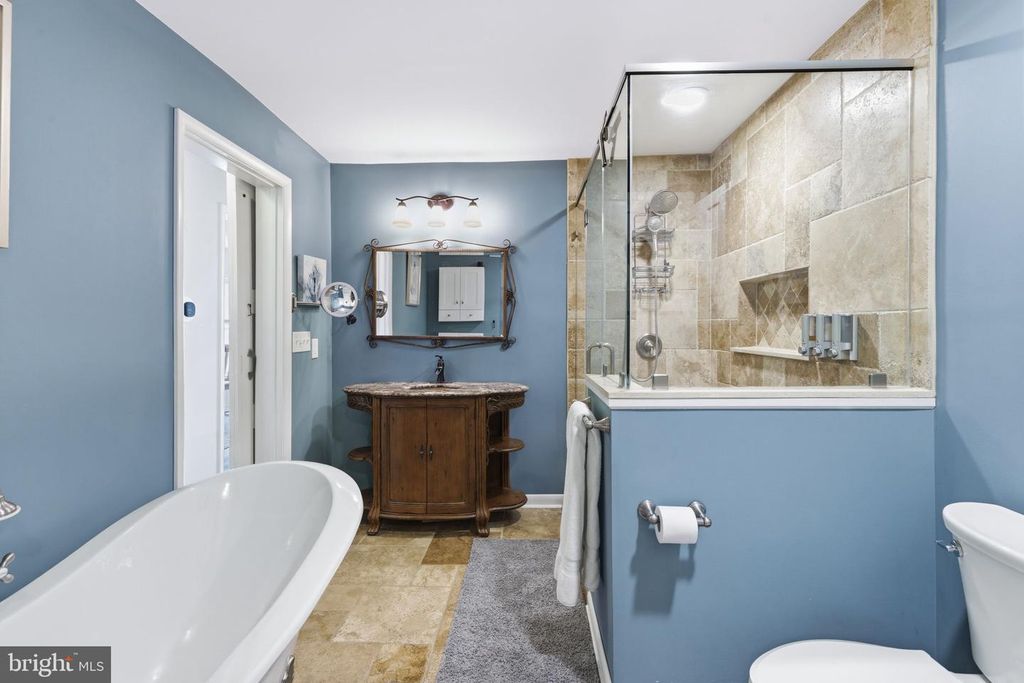 Image 26 of property listing at 5907 LORELEY BEACH RD, White Marsh, MD 21162