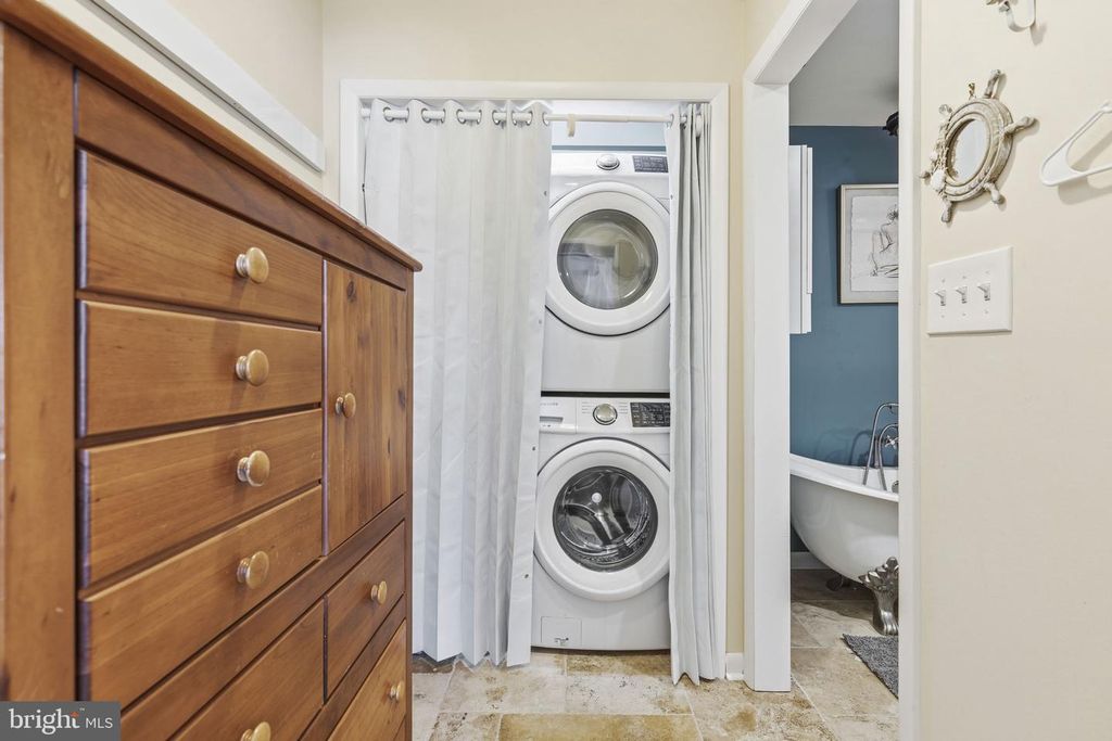 Image 29 of property listing at 5907 LORELEY BEACH RD, White Marsh, MD 21162