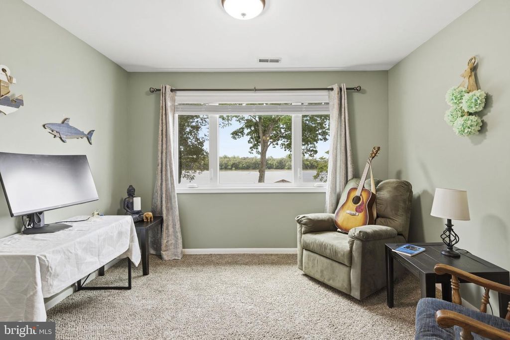 Image 39 of property listing at 5907 LORELEY BEACH RD, White Marsh, MD 21162