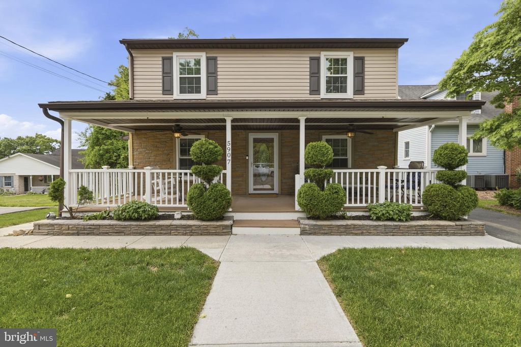 Image 4 of property listing at 5907 LORELEY BEACH RD, White Marsh, MD 21162