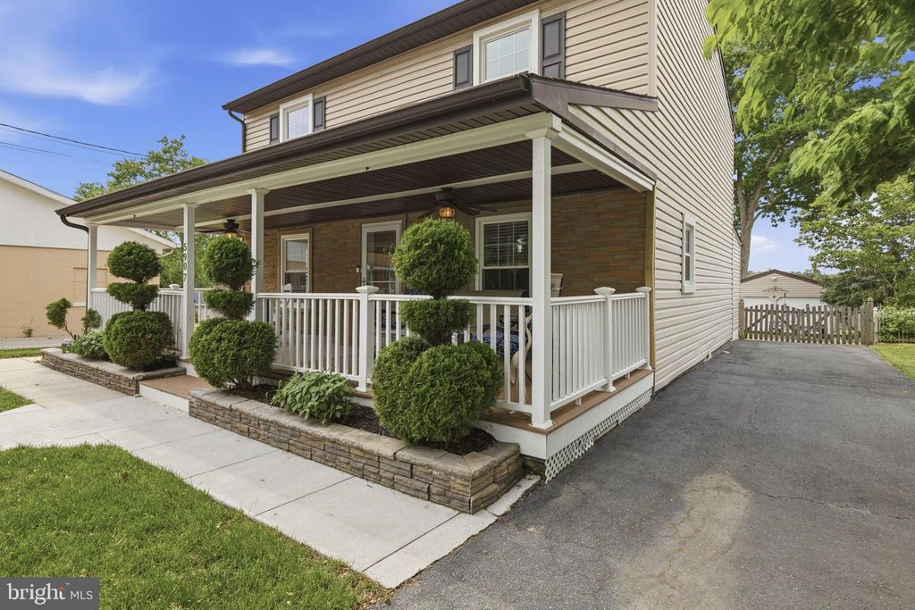 Image 68 of property listing at 5907 LORELEY BEACH RD, White Marsh, MD 21162