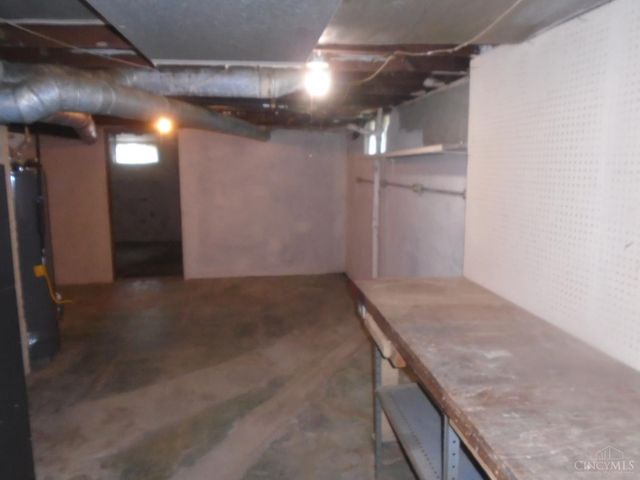 805 Chase Avenue, Hamilton, OH 45015