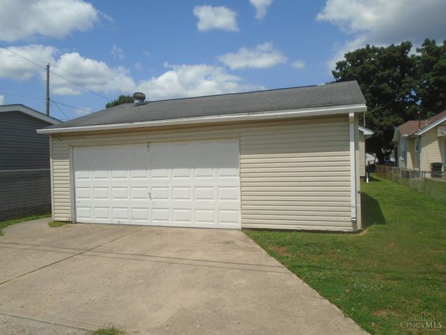 805 Chase Avenue, Hamilton, OH 45015