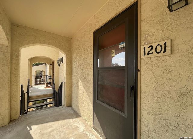 8702 Village Dr Apt 1201, San Antonio, TX 78217