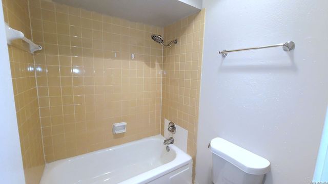 8702 Village Dr Apt 1201, San Antonio, TX 78217