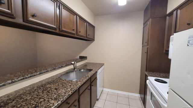 8702 Village Dr Apt 1201, San Antonio, TX 78217