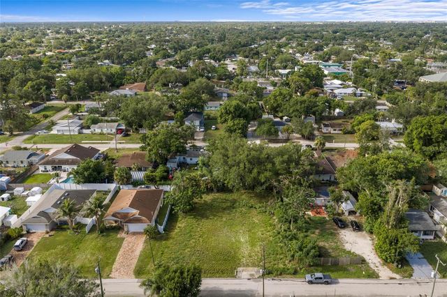 2930 HAWTHORNE STREET, Sarasota, FL 34239