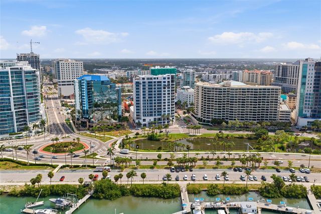 2930 HAWTHORNE STREET, Sarasota, FL 34239