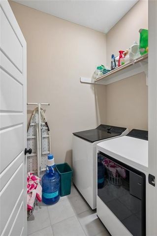 11901 S Tallgrass Drive 700, Olathe, KS 66061