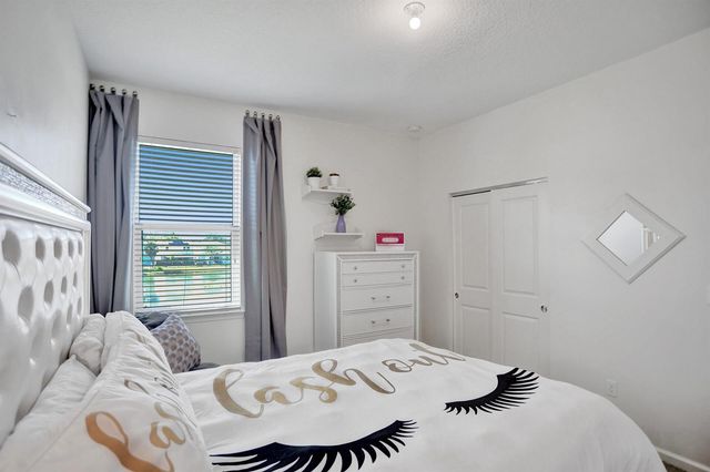 1905 Vernon Street Top Floor, Lake Worth Beach, FL 33460