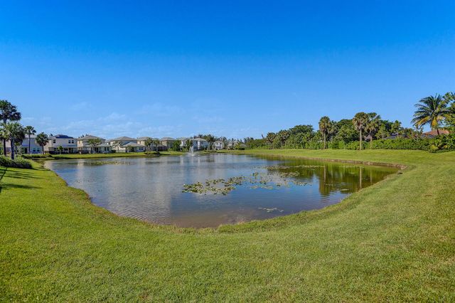 1905 Vernon Street Top Floor, Lake Worth Beach, FL 33460