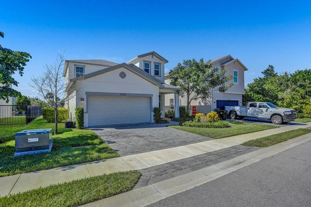 1905 Vernon Street Top Floor, Lake Worth Beach, FL 33460