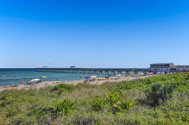 1905 Vernon Street Top Floor, Lake Worth Beach, FL 33460