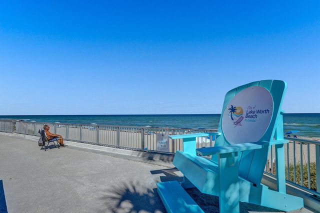 1905 Vernon Street Top Floor, Lake Worth Beach, FL 33460