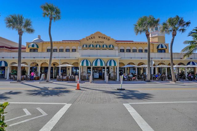 1905 Vernon Street Top Floor, Lake Worth Beach, FL 33460