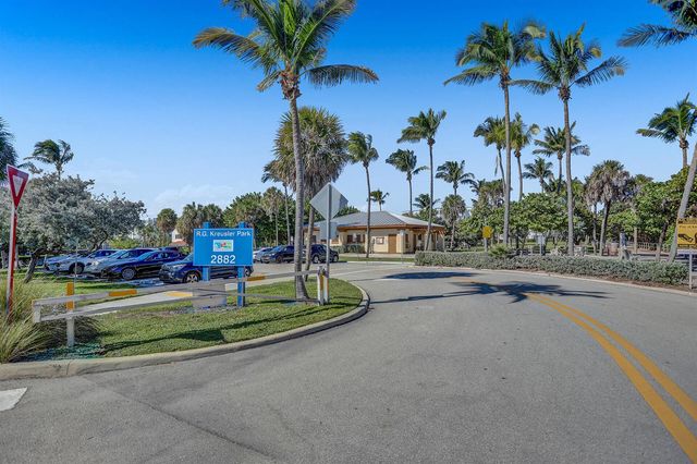 1905 Vernon Street Top Floor, Lake Worth Beach, FL 33460