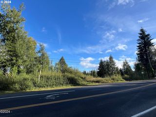 936 Ne HIGHWAY 20, Toledo, OR 97391
