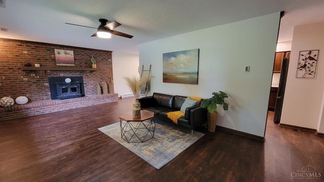 646 Lorelei Drive, Fayetteville, OH 45118