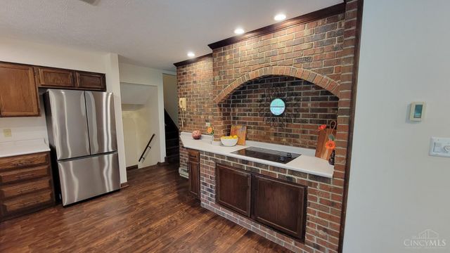 646 Lorelei Drive, Fayetteville, OH 45118
