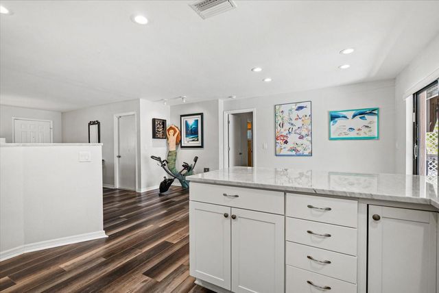 4132 PRAIRIE VIEW DRIVE, Sarasota, FL 34232