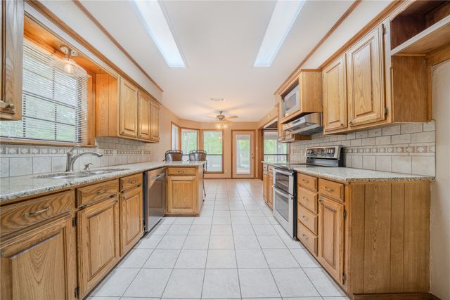 2987 CR 1596, Avinger, TX 75630