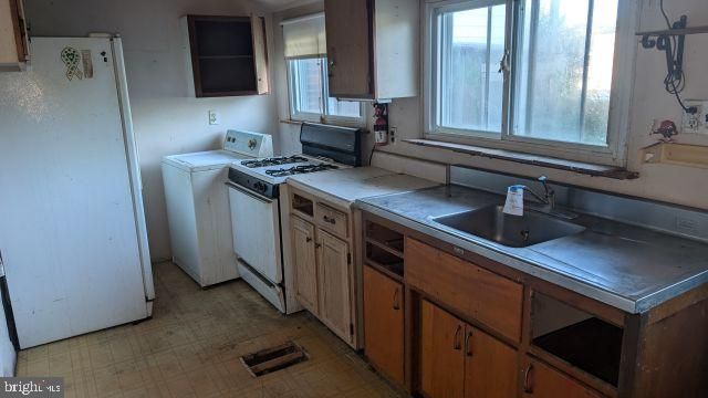 4656 UMBRIA ST, Philadelphia, PA 19127
