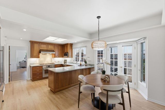 341 Arlington Road, Redwood City, CA 94062