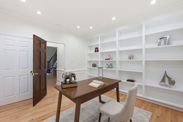 341 Arlington Road, Redwood City, CA 94062