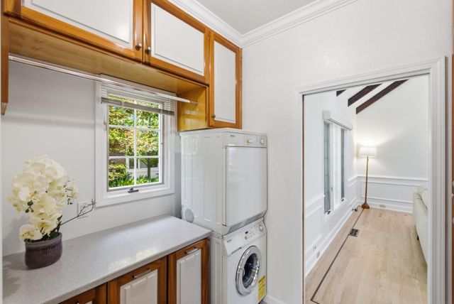 341 Arlington Road, Redwood City, CA 94062
