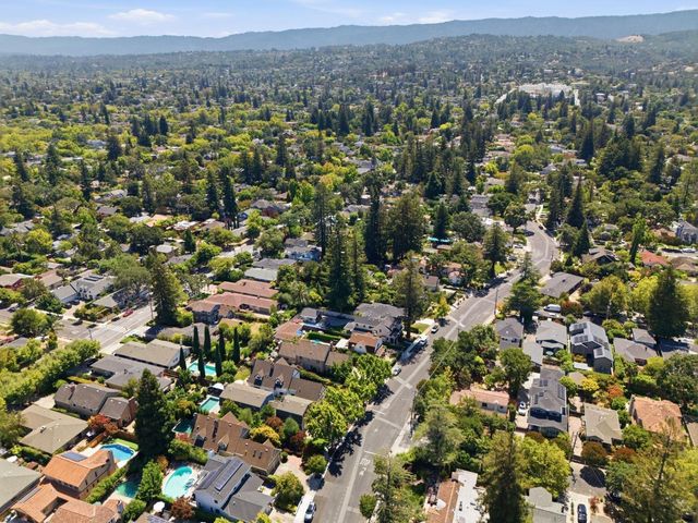 341 Arlington Road, Redwood City, CA 94062