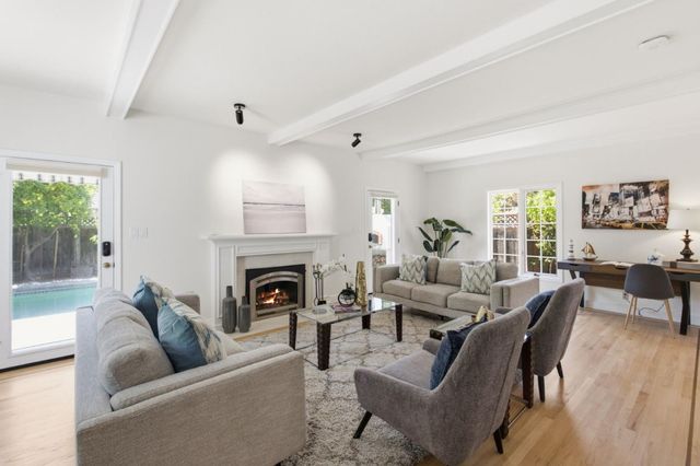 341 Arlington Road, Redwood City, CA 94062