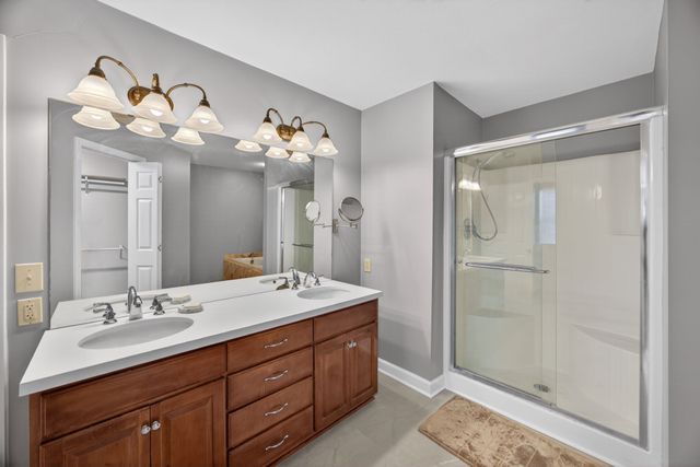 205 Hearthstone Dr, Sparta, TN 38583