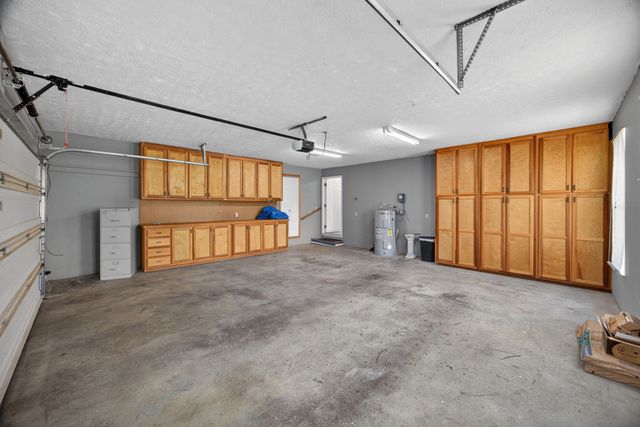 205 Hearthstone Dr, Sparta, TN 38583