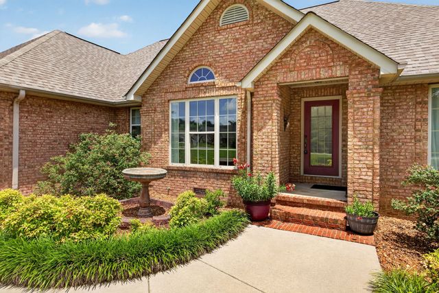 205 Hearthstone Dr, Sparta, TN 38583