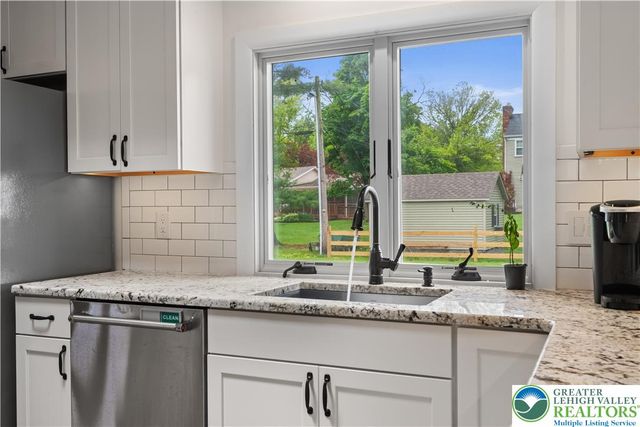 300 South 9th Street, Quakertown Boro, PA 18951