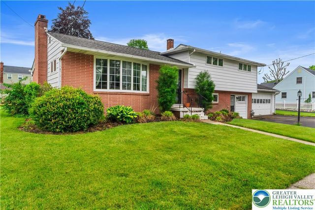 300 South 9th Street, Quakertown Boro, PA 18951