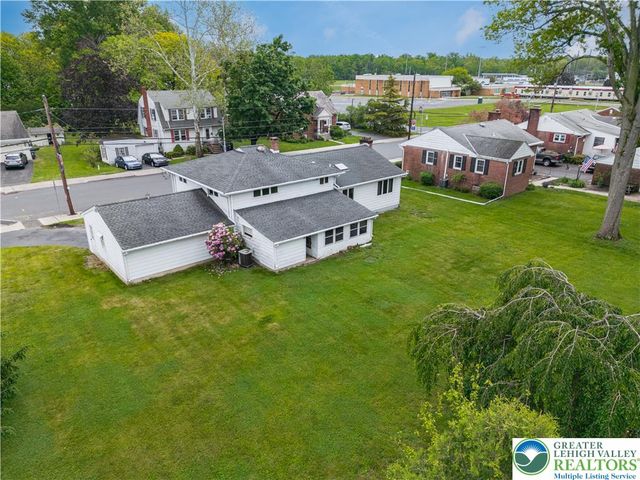 300 South 9th Street, Quakertown Boro, PA 18951