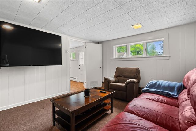 300 South 9th Street, Quakertown Boro, PA 18951