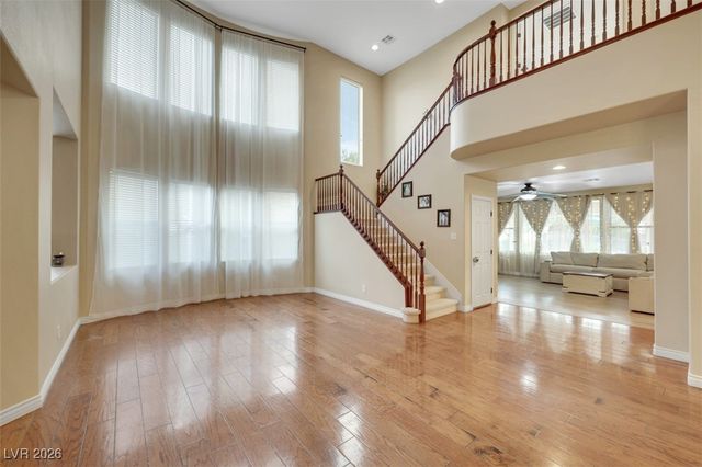 5817 Ponderosa Verde Place, Las Vegas, NV 89131