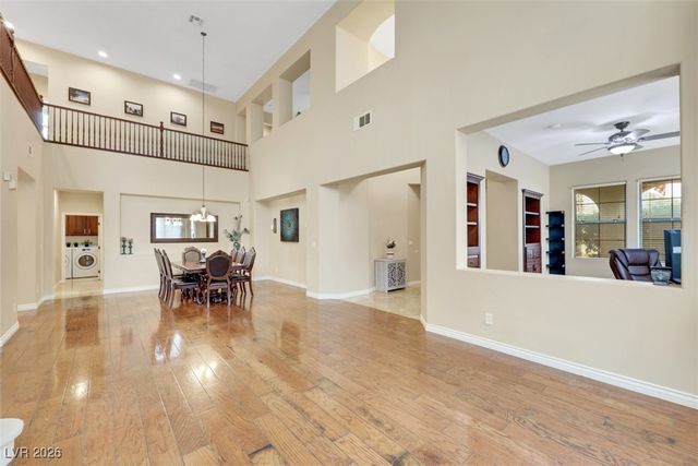 5817 Ponderosa Verde Place, Las Vegas, NV 89131