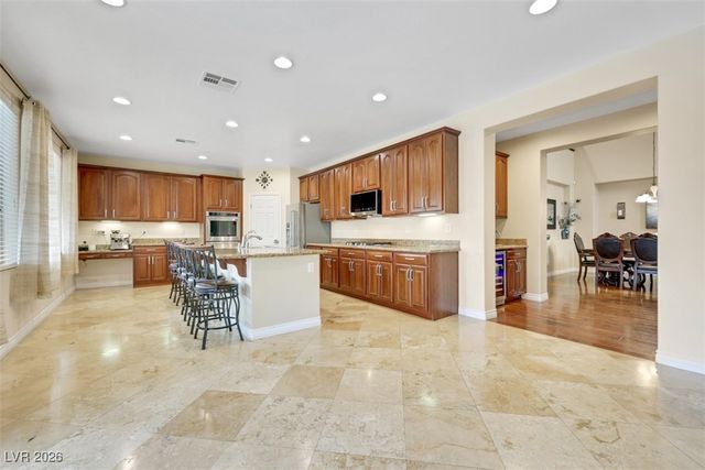 5817 Ponderosa Verde Place, Las Vegas, NV 89131