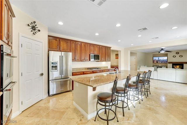 5817 Ponderosa Verde Place, Las Vegas, NV 89131