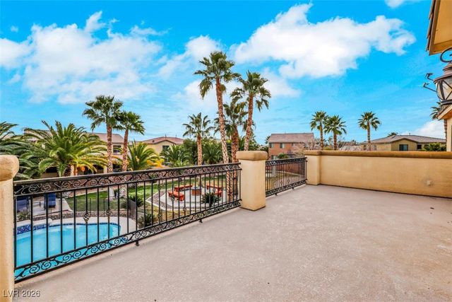 5817 Ponderosa Verde Place, Las Vegas, NV 89131