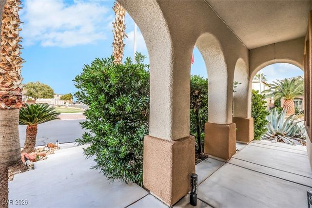 5817 Ponderosa Verde Place, Las Vegas, NV 89131