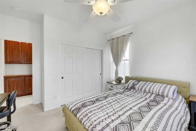 5817 Ponderosa Verde Place, Las Vegas, NV 89131