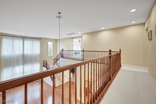 5817 Ponderosa Verde Place, Las Vegas, NV 89131