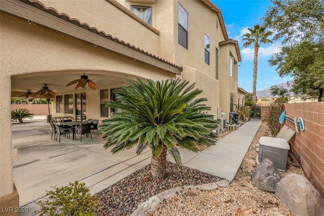 5817 Ponderosa Verde Place, Las Vegas, NV 89131