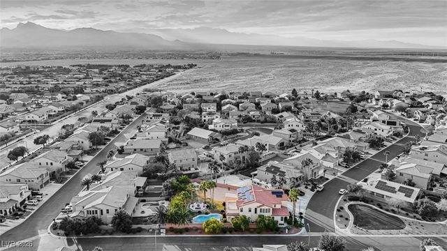 5817 Ponderosa Verde Place, Las Vegas, NV 89131